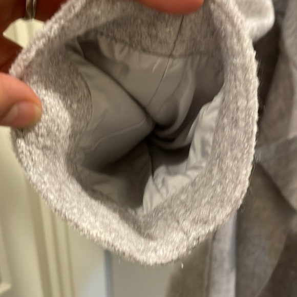 Beautiful heathered grey coat from Nordstrom - Picture 7 of 8